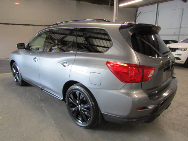 2018 Nissan Pathfinder SL AWD