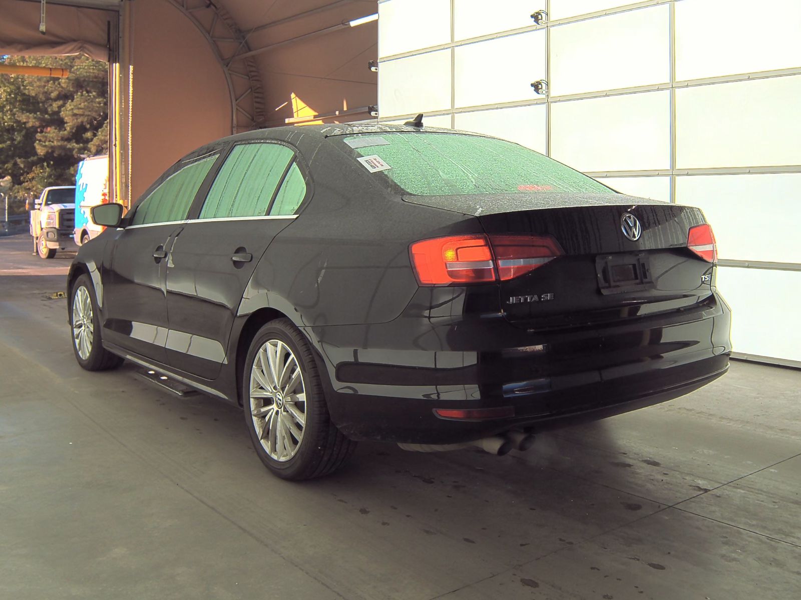 2015 Volkswagen Jetta 1.8T SE FWD