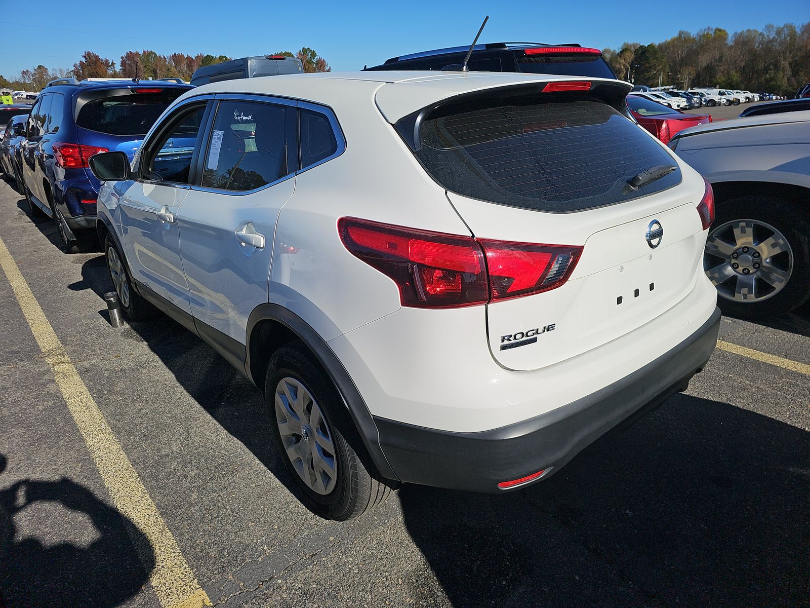 2018 Nissan Rogue Sport S FWD