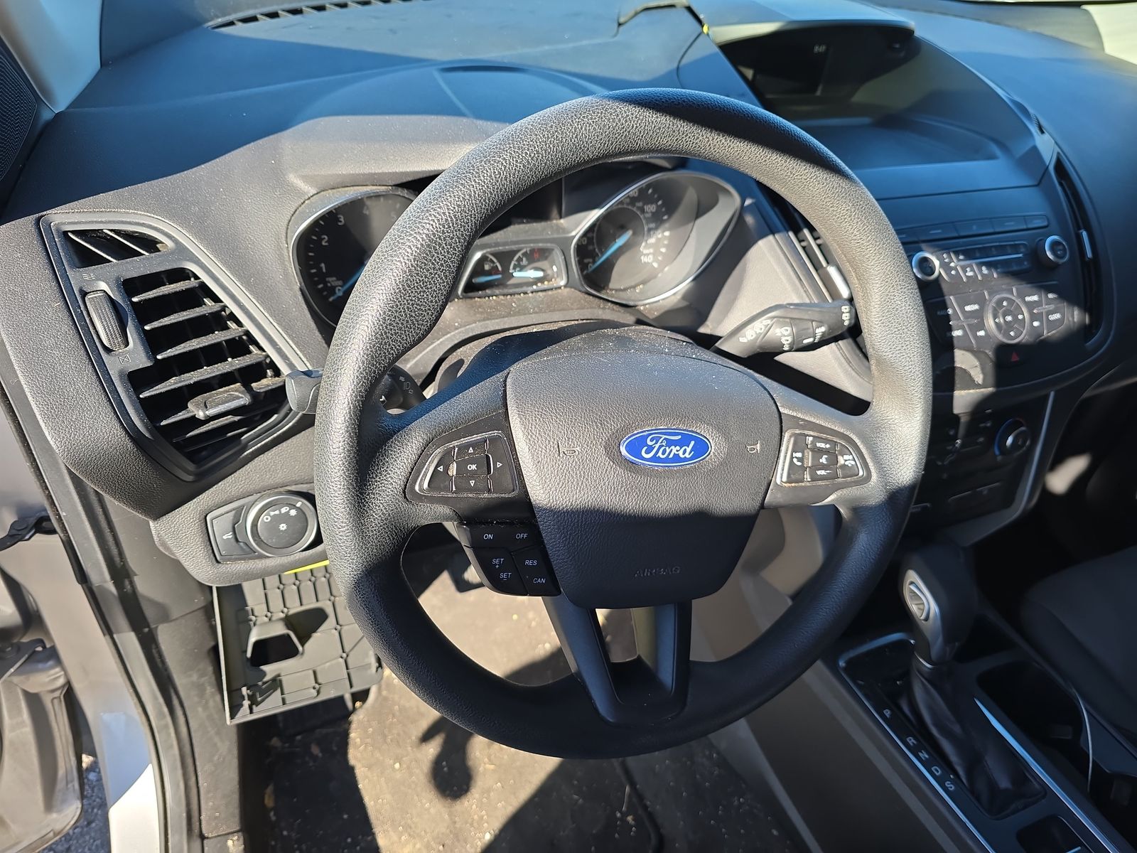 2019 Ford Escape S FWD