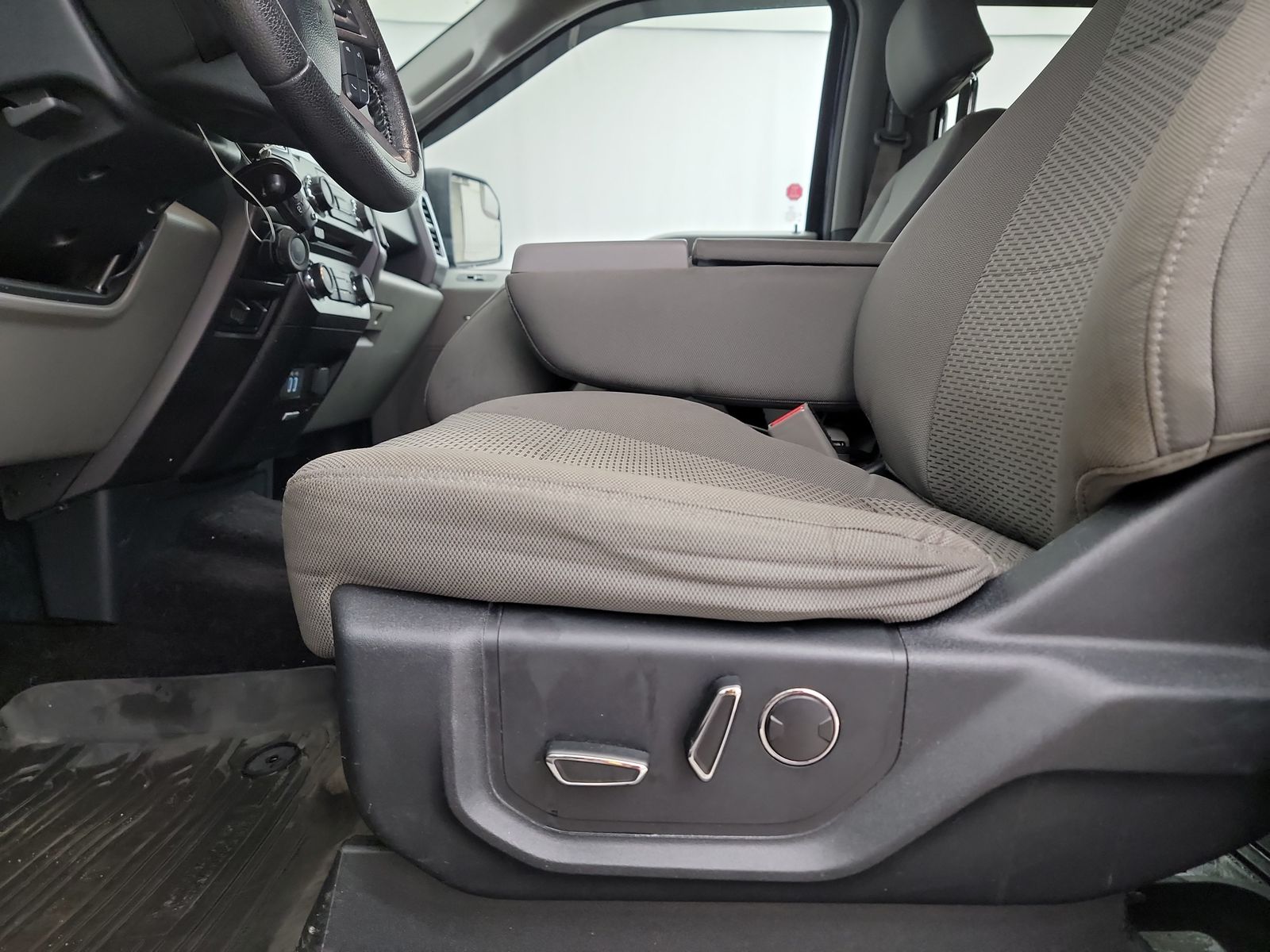 2016 Ford F-150 XLT AWD