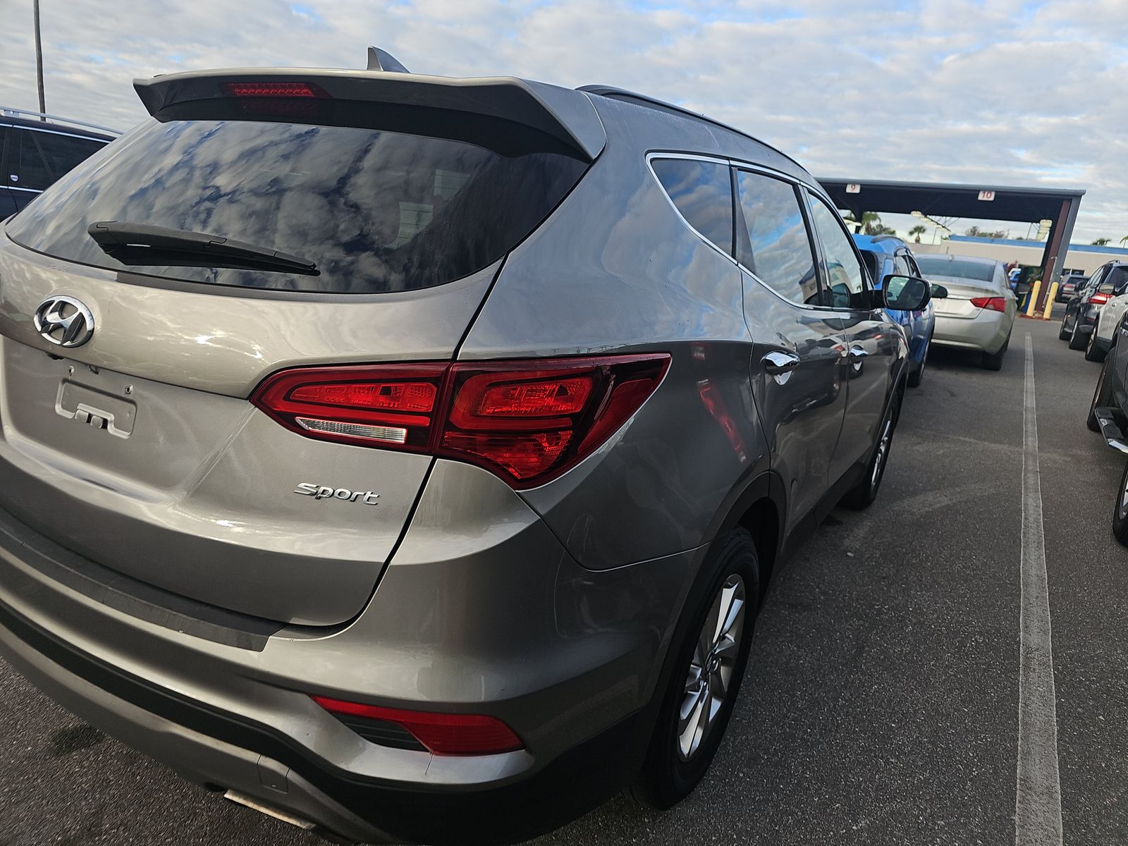 2017 Hyundai Santa Fe Sport Base FWD