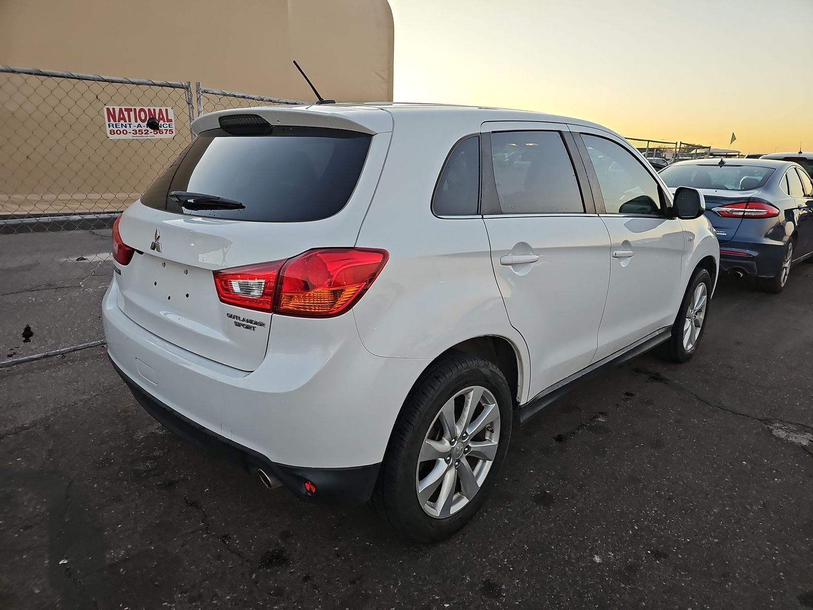 2015 Mitsubishi Outlander Sport SE FWD