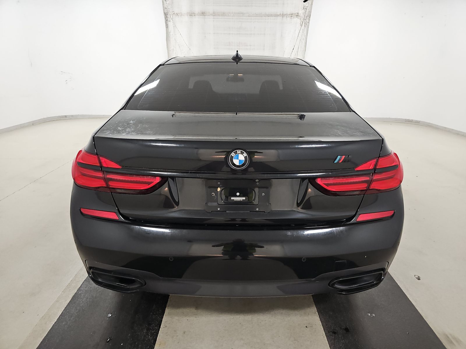 2019 BMW 7 Series 740i RWD