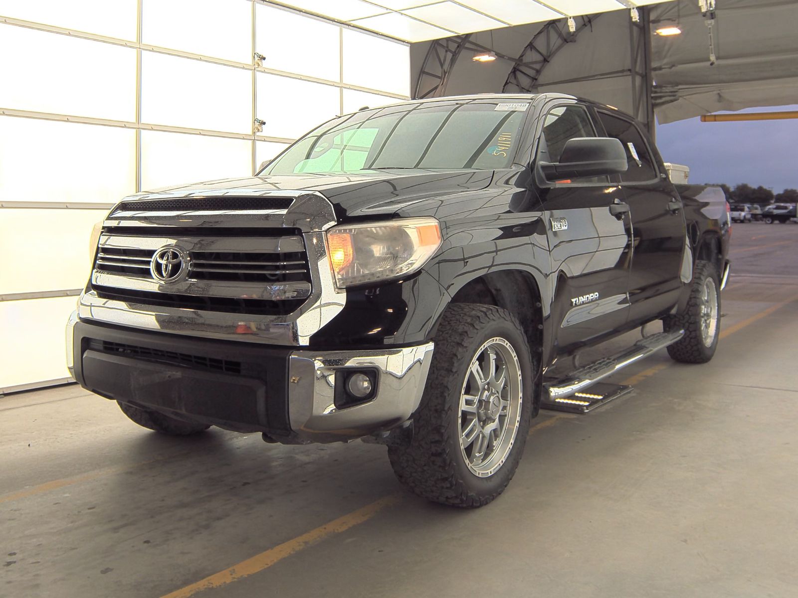 2017 Toyota Tundra SR5 AWD