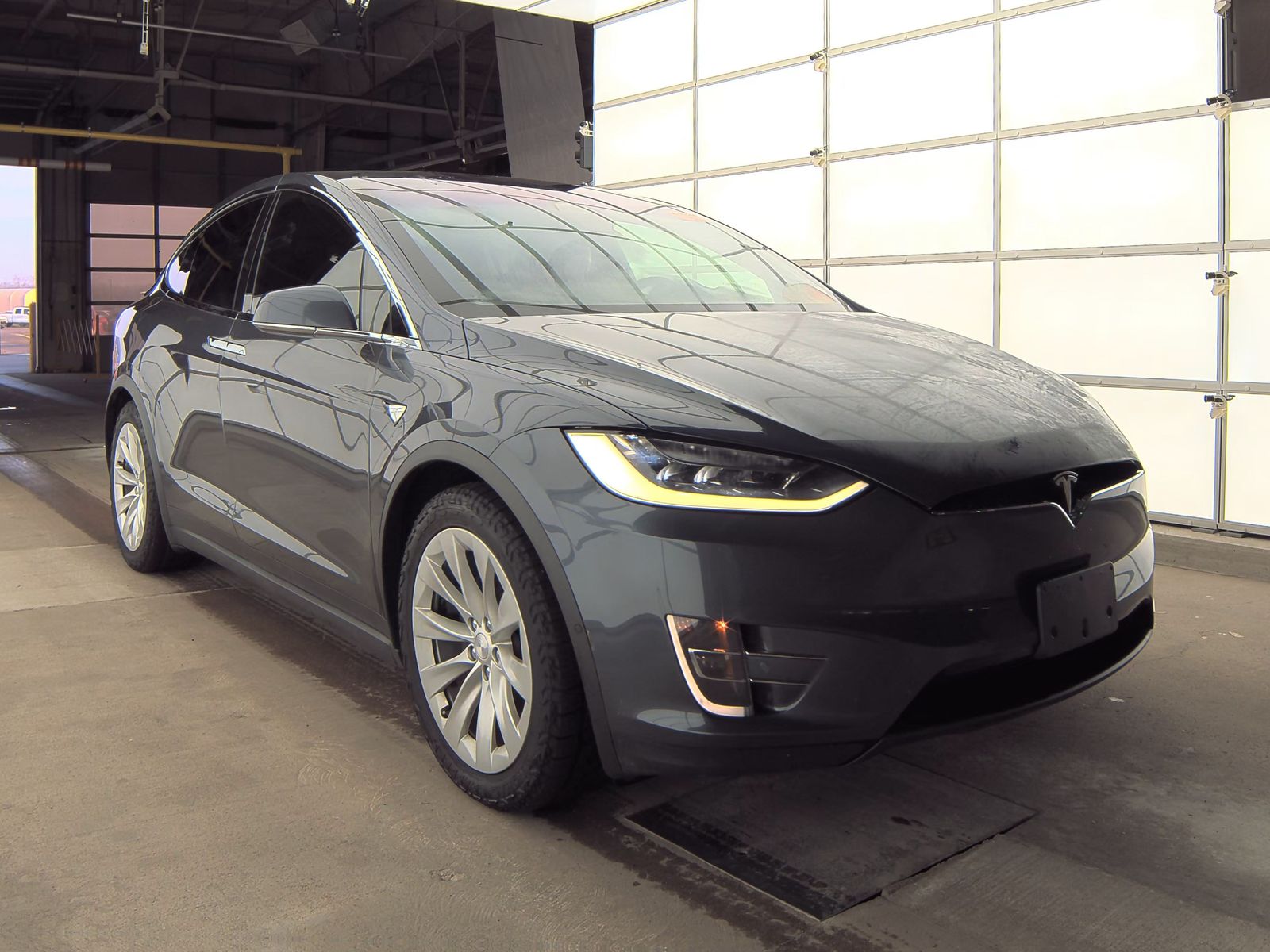 2018 Tesla Model X 75D AWD