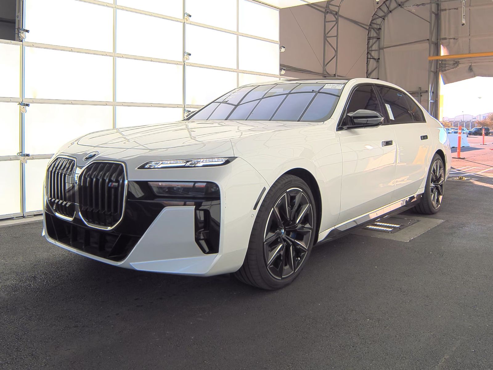 2024 BMW i7 M70