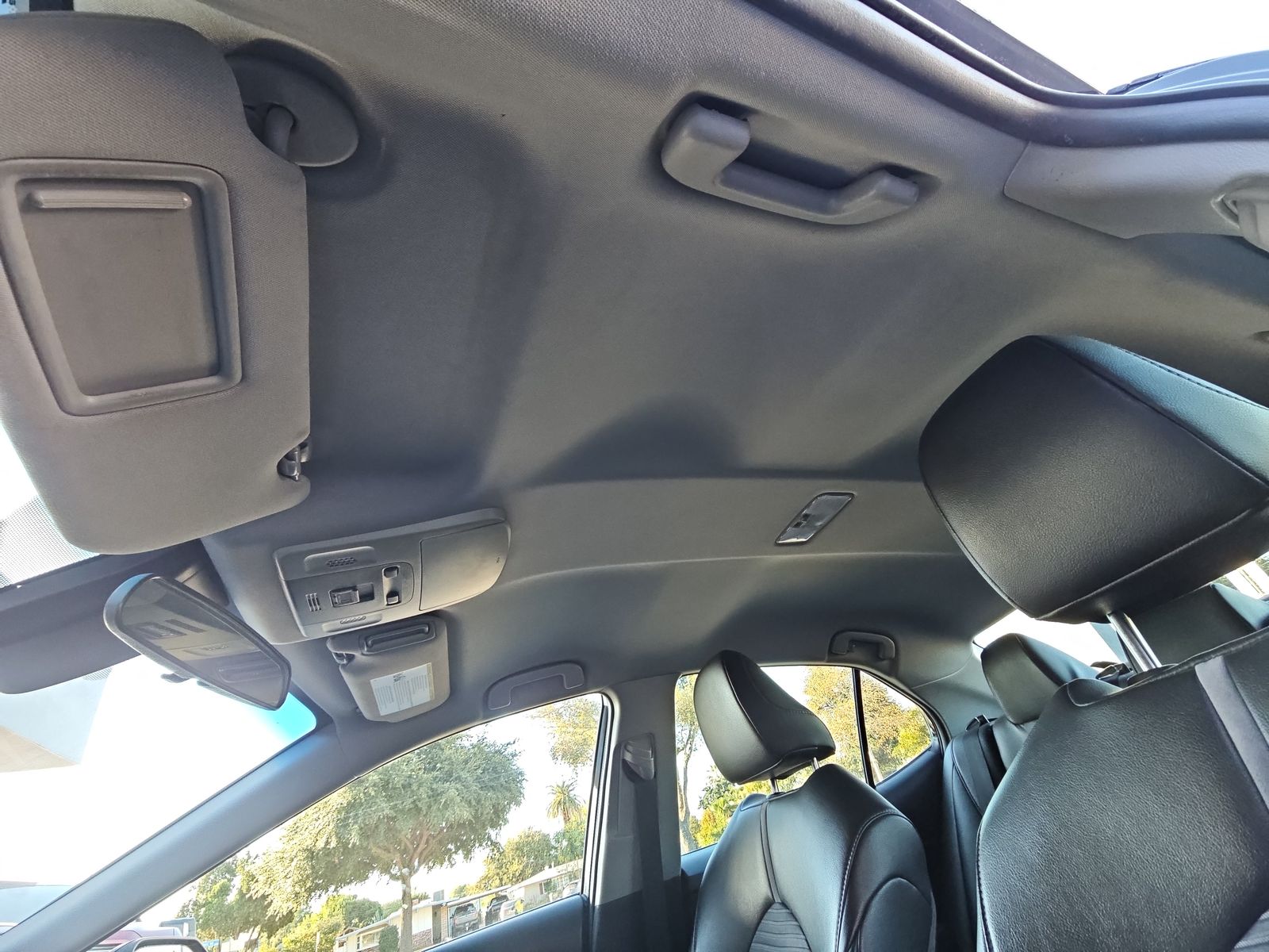 2019 Toyota Camry SE FWD