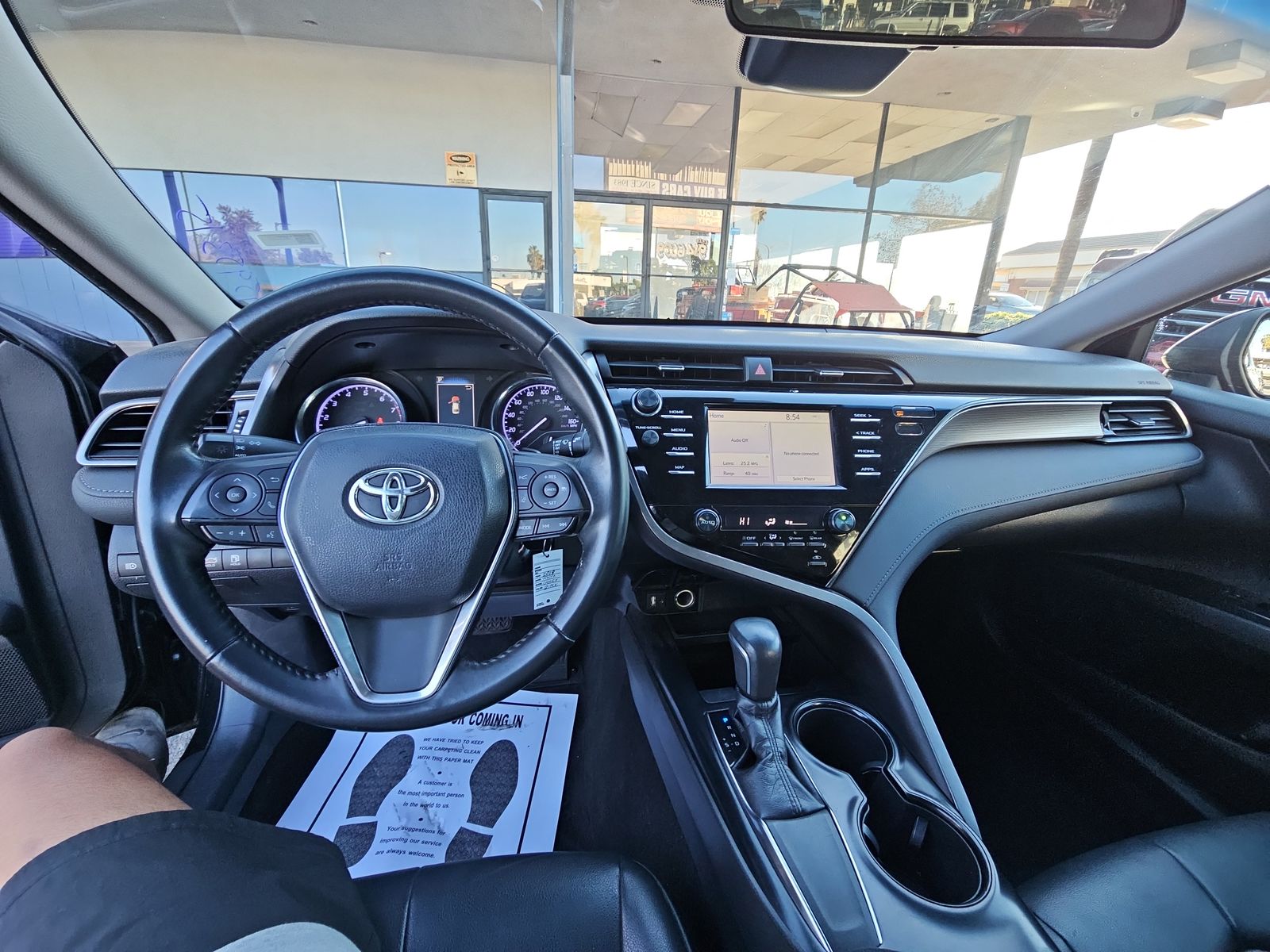2019 Toyota Camry SE FWD