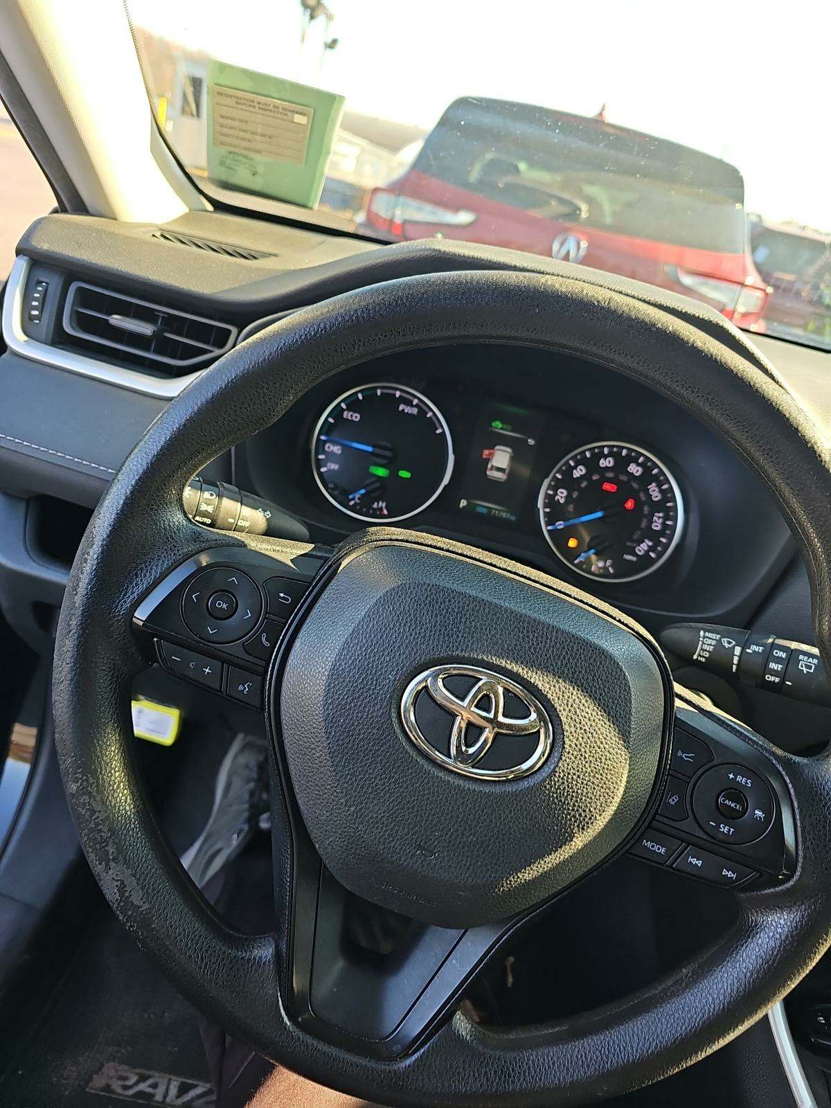 2021 Toyota RAV4 Hybrid XLE AWD