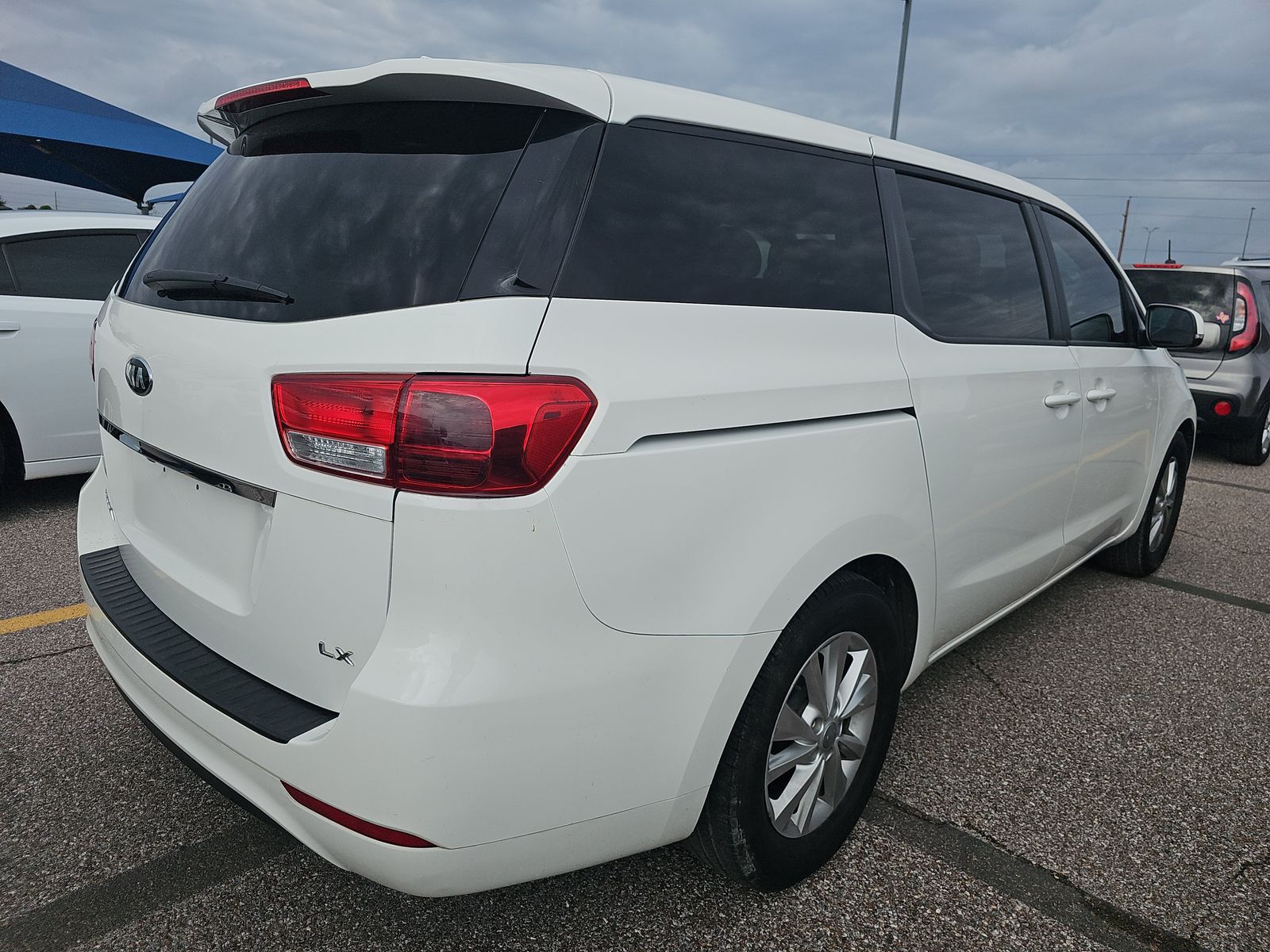 2017 Kia Sedona LX FWD