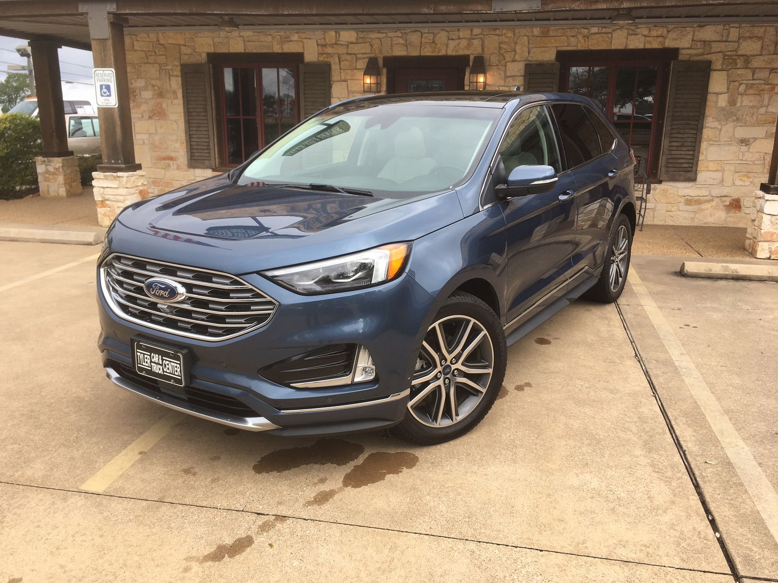 2019 Ford Edge Titanium