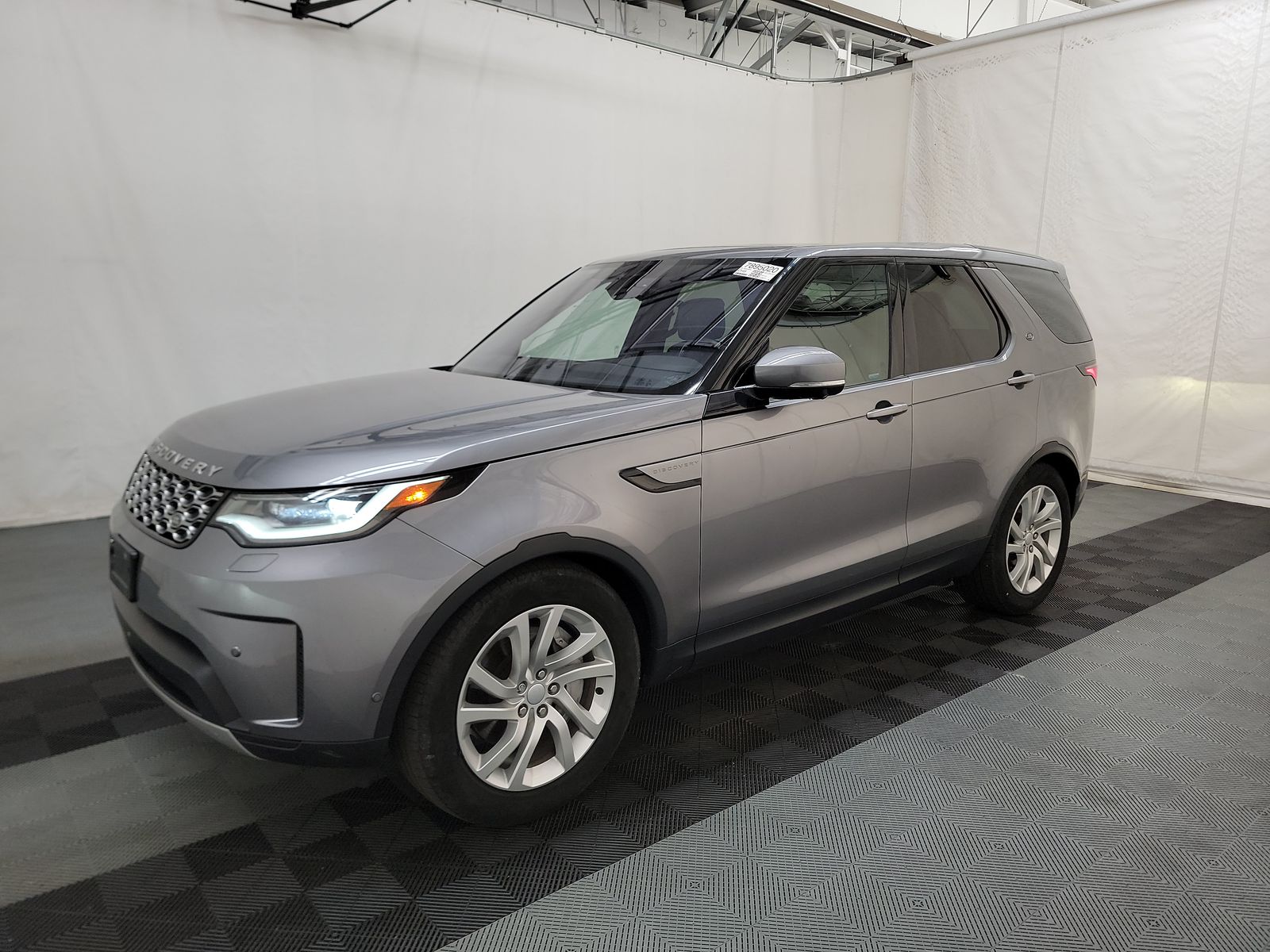 2021 Land Rover Discovery S