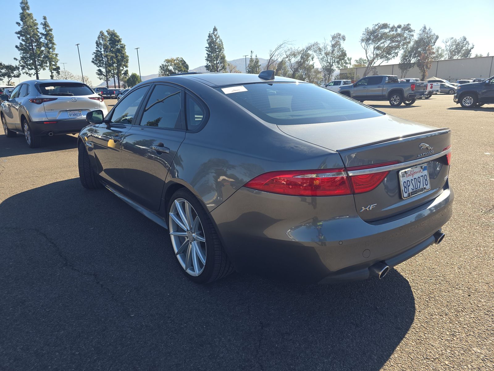 2016 Jaguar XF 35t R-Sport RWD