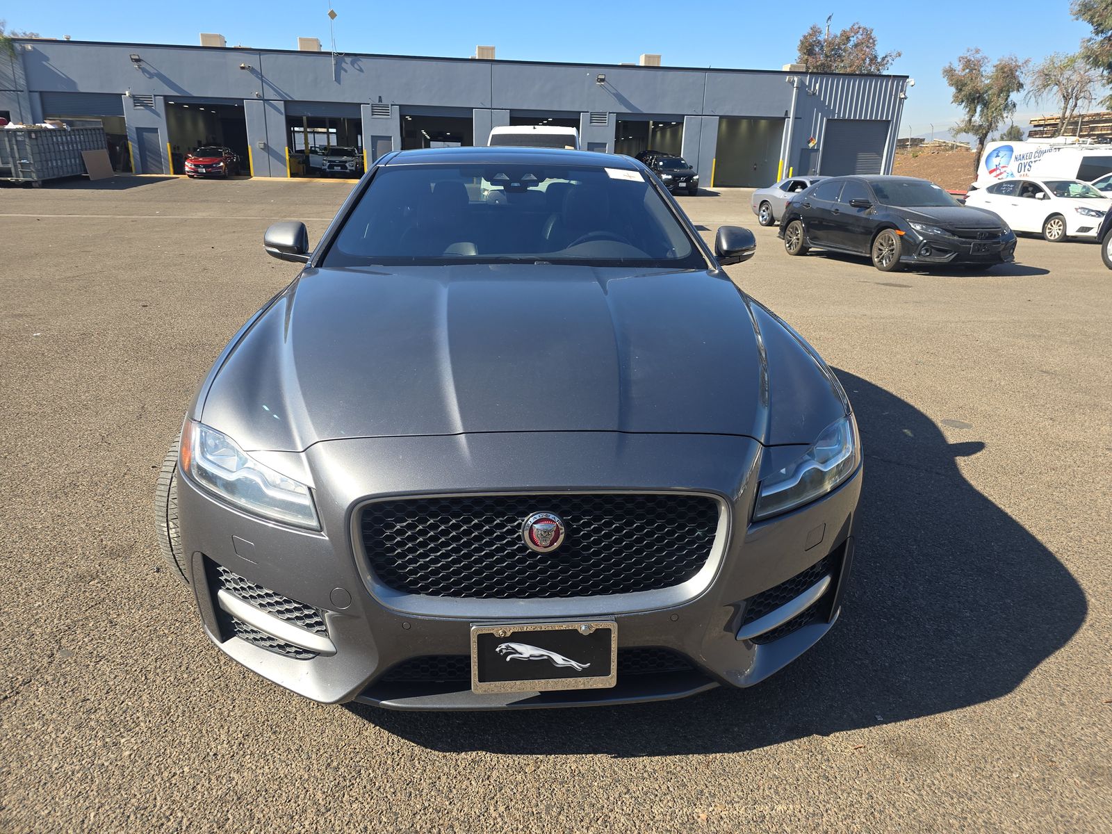 2016 Jaguar XF 35t R-Sport RWD