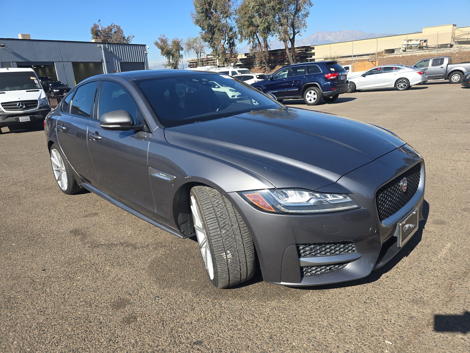 2016 Jaguar XF 35t R-Sport RWD