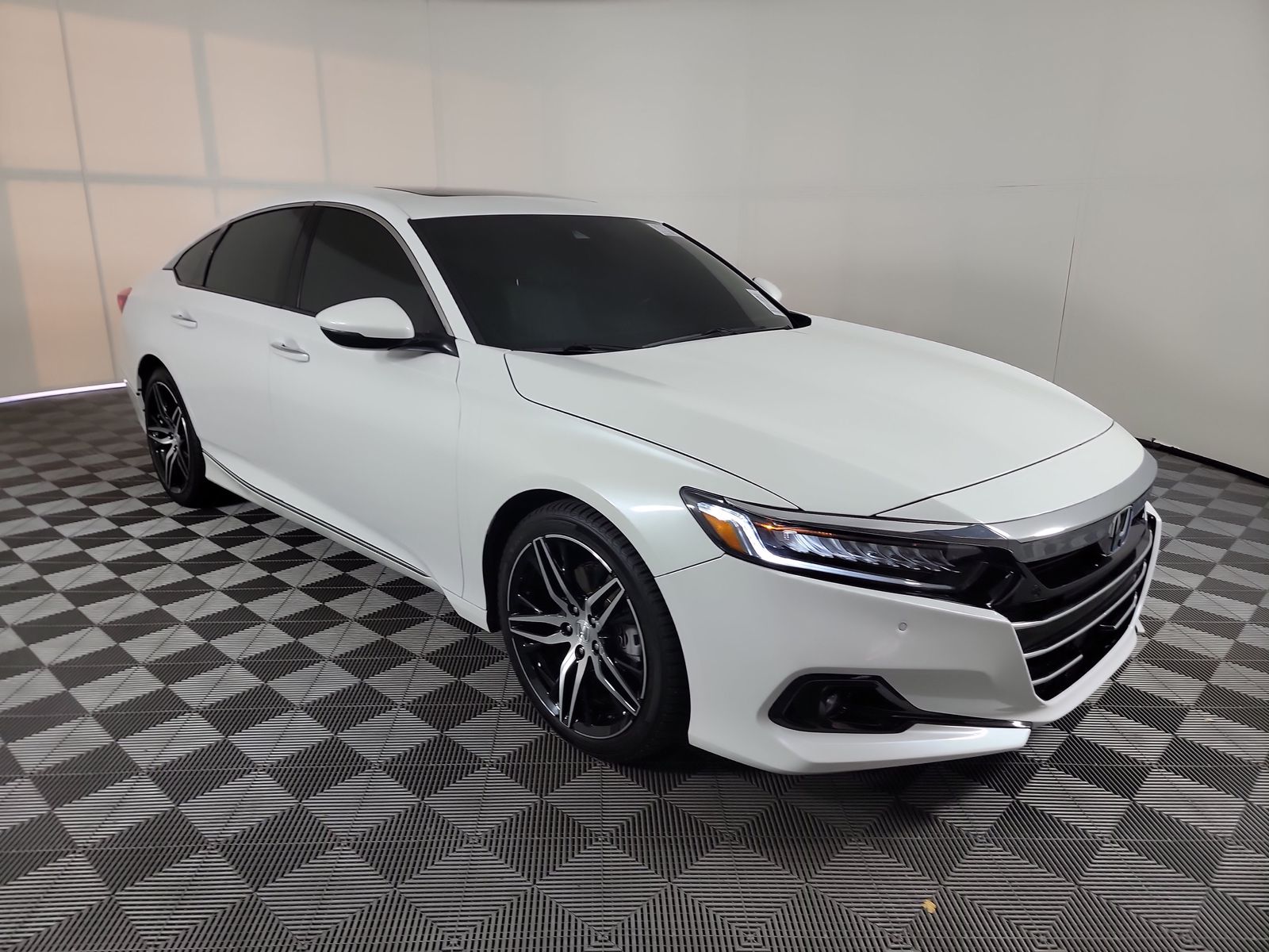 2022 Honda Accord Hybrid Touring FWD