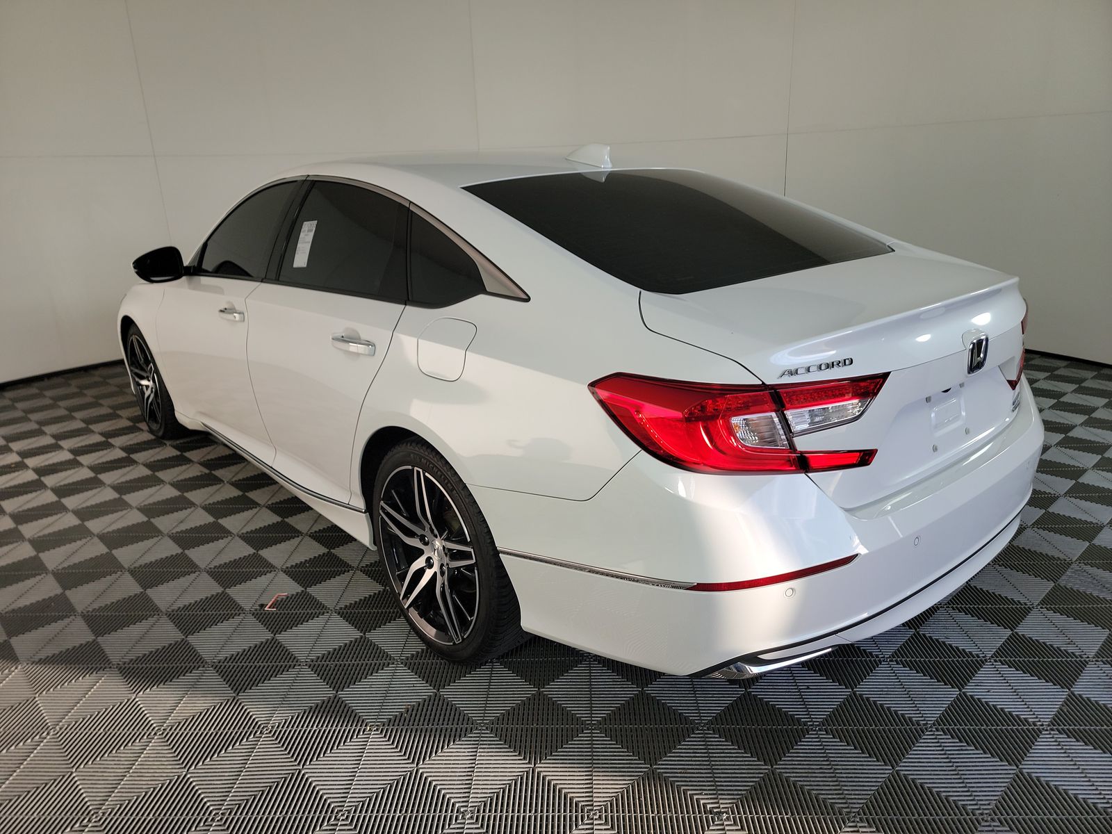 2022 Honda Accord Hybrid Touring FWD