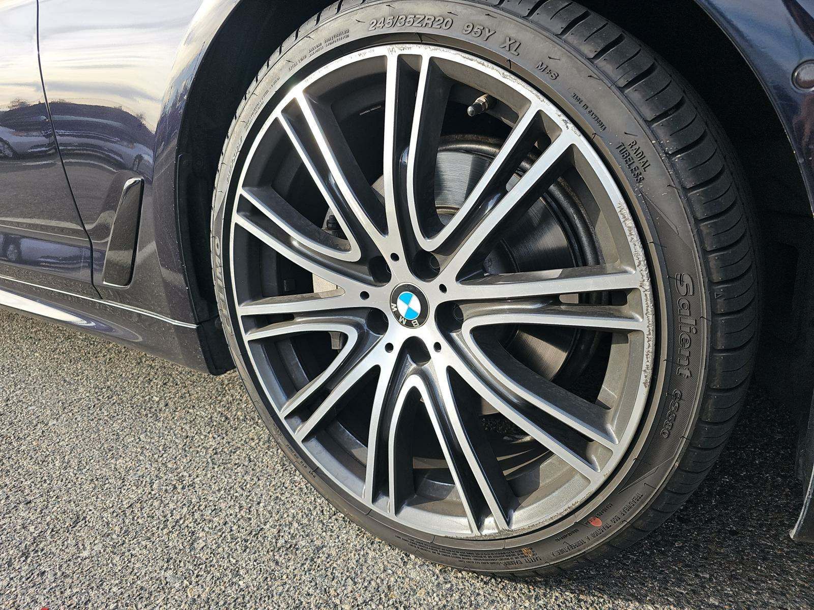 BMW 5 Series Sedan 540i M SPORT LINE снимка BMW 5 Series Sedan 540i M SPORT LINE