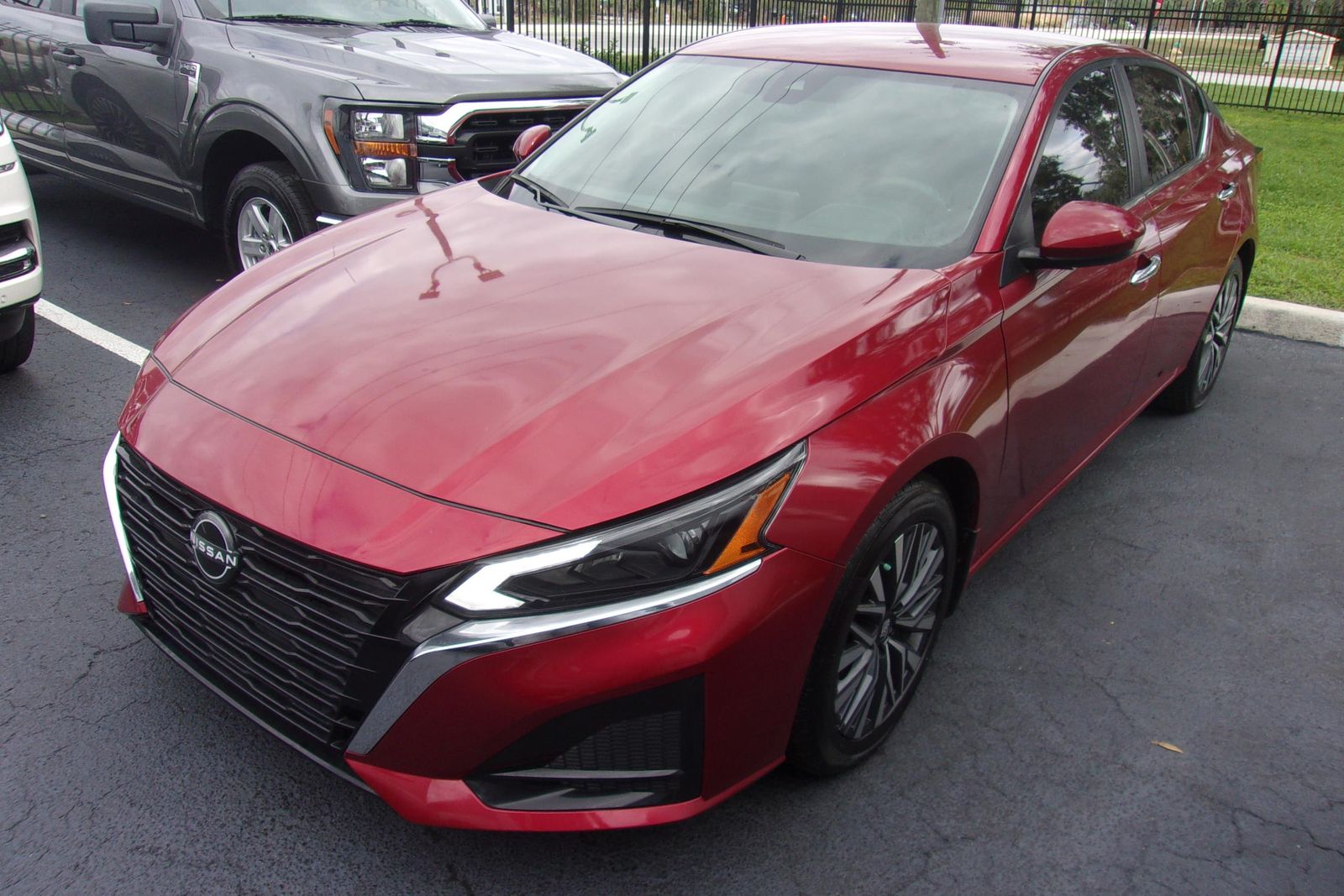 2023 Nissan Altima SV