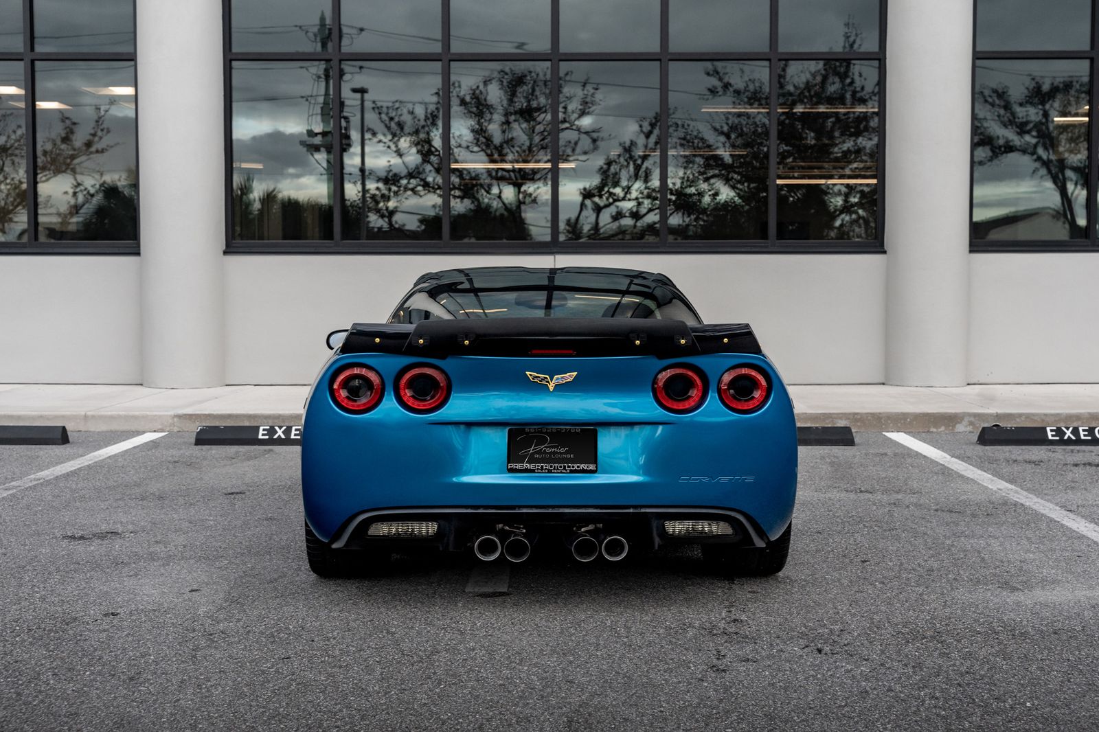 Chevrolet Corvette Coupe 3LT снимка Chevrolet Corvette Coupe 3LT