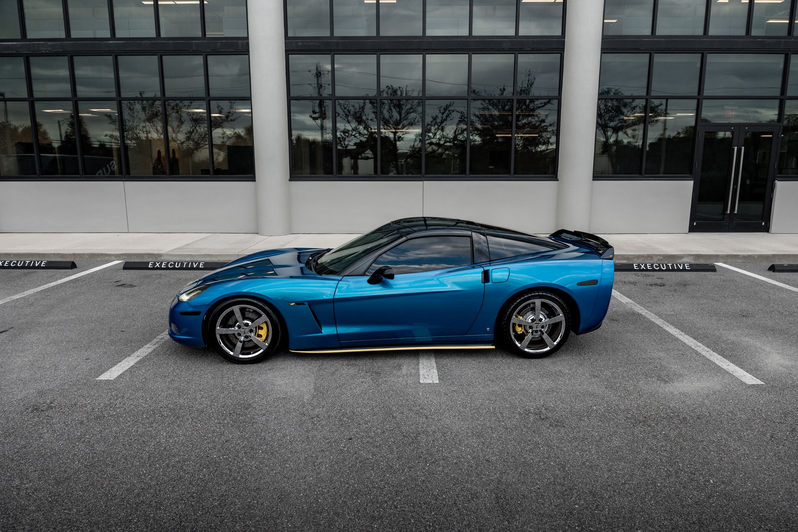 Chevrolet Corvette Coupe 3LT снимка Chevrolet Corvette Coupe 3LT