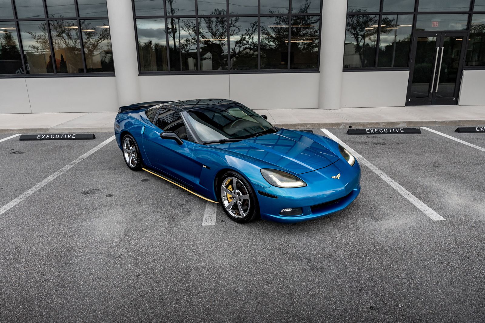 Chevrolet Corvette Coupe 3LT снимка Chevrolet Corvette Coupe 3LT