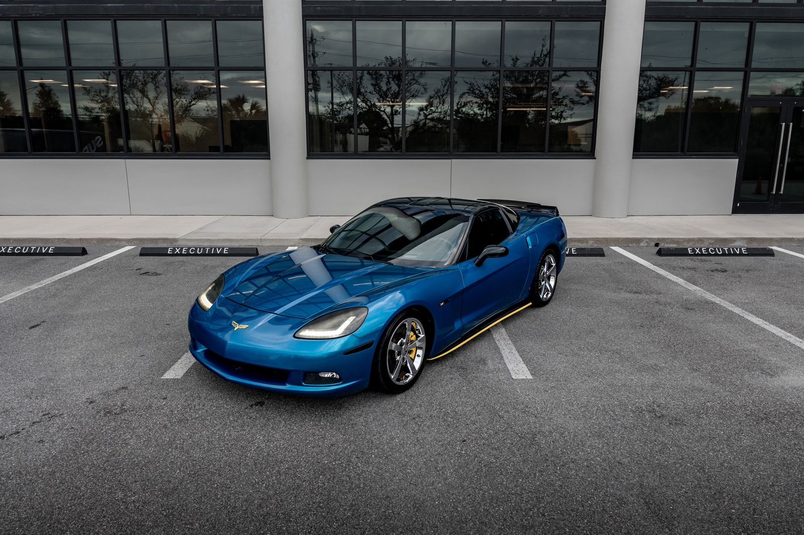 Chevrolet Corvette Coupe 3LT снимка Chevrolet Corvette Coupe 3LT