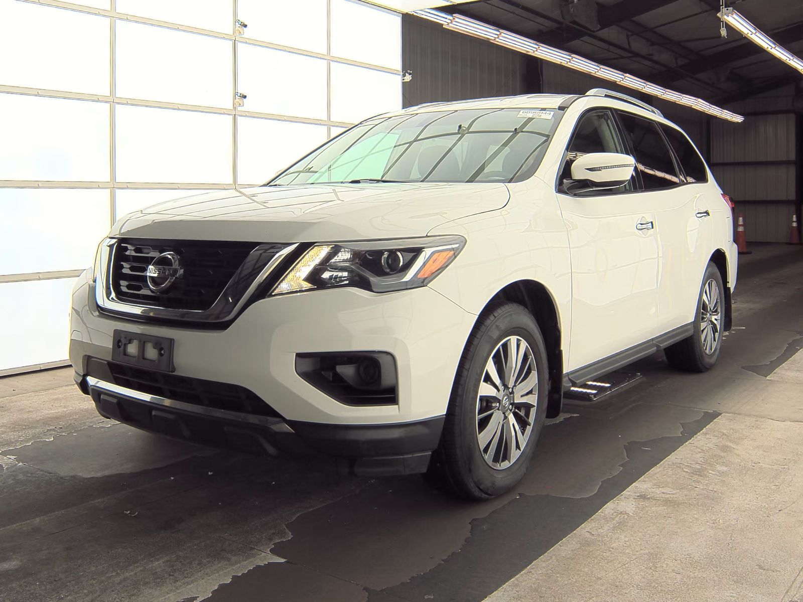 2017 Nissan Pathfinder S FWD