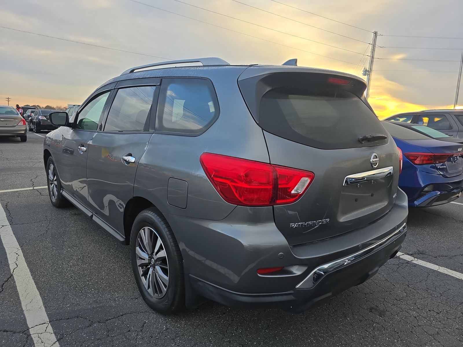 2019 Nissan Pathfinder S AWD