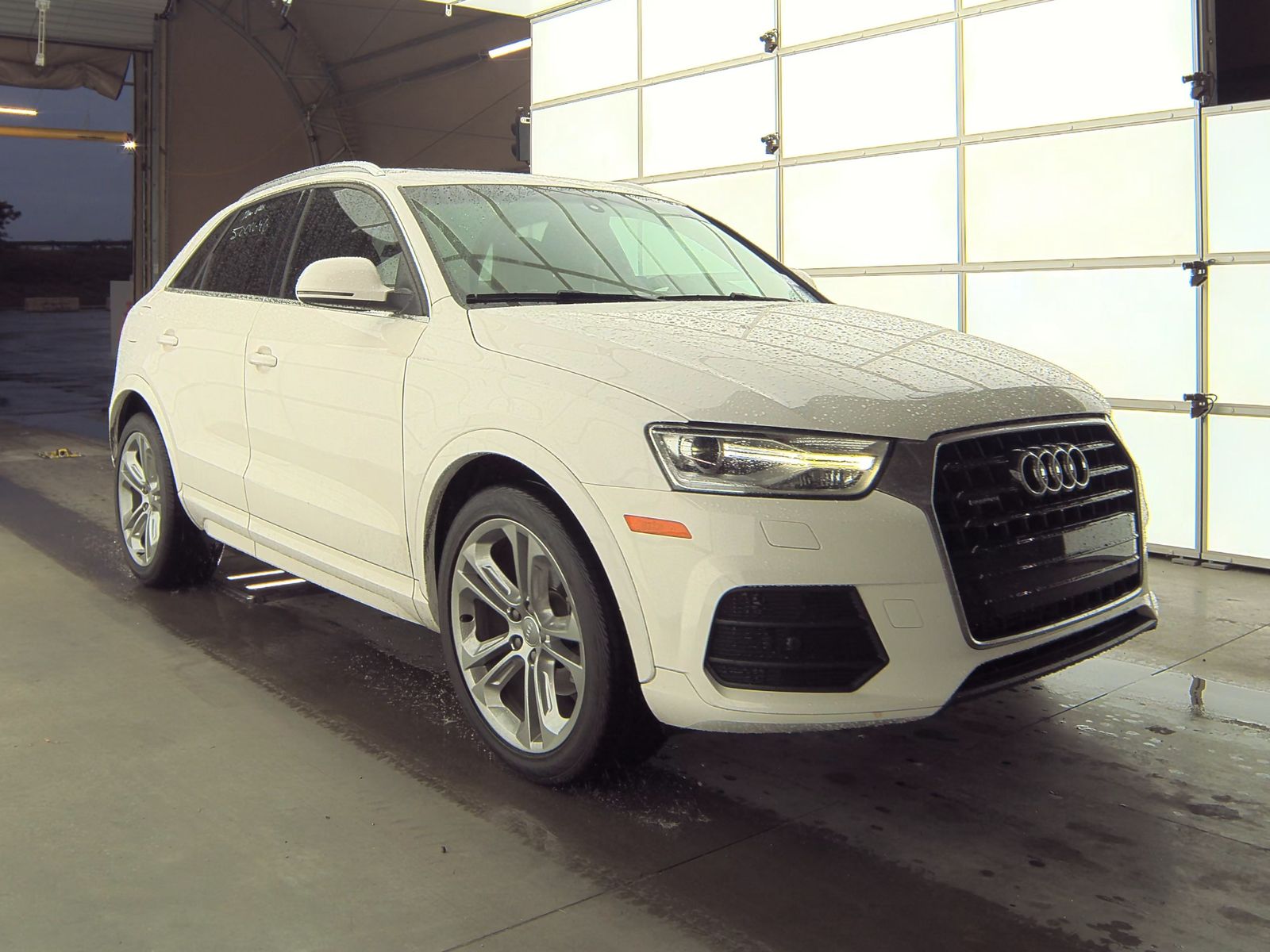 2017 Audi Q3 2.0T Premium Plus AWD