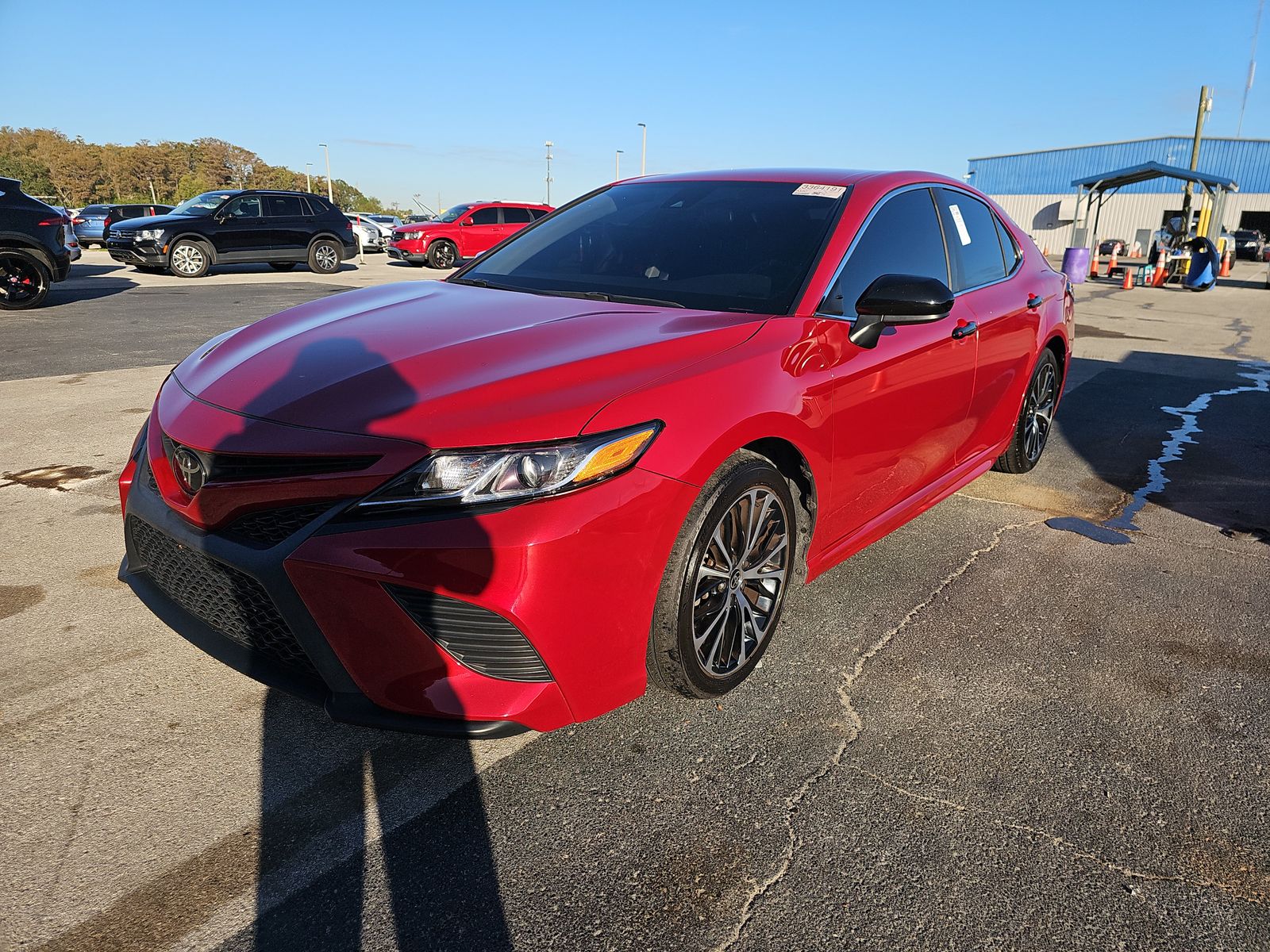 2020 Toyota Camry SE FWD