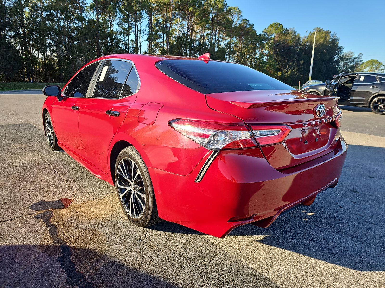 2020 Toyota Camry SE FWD