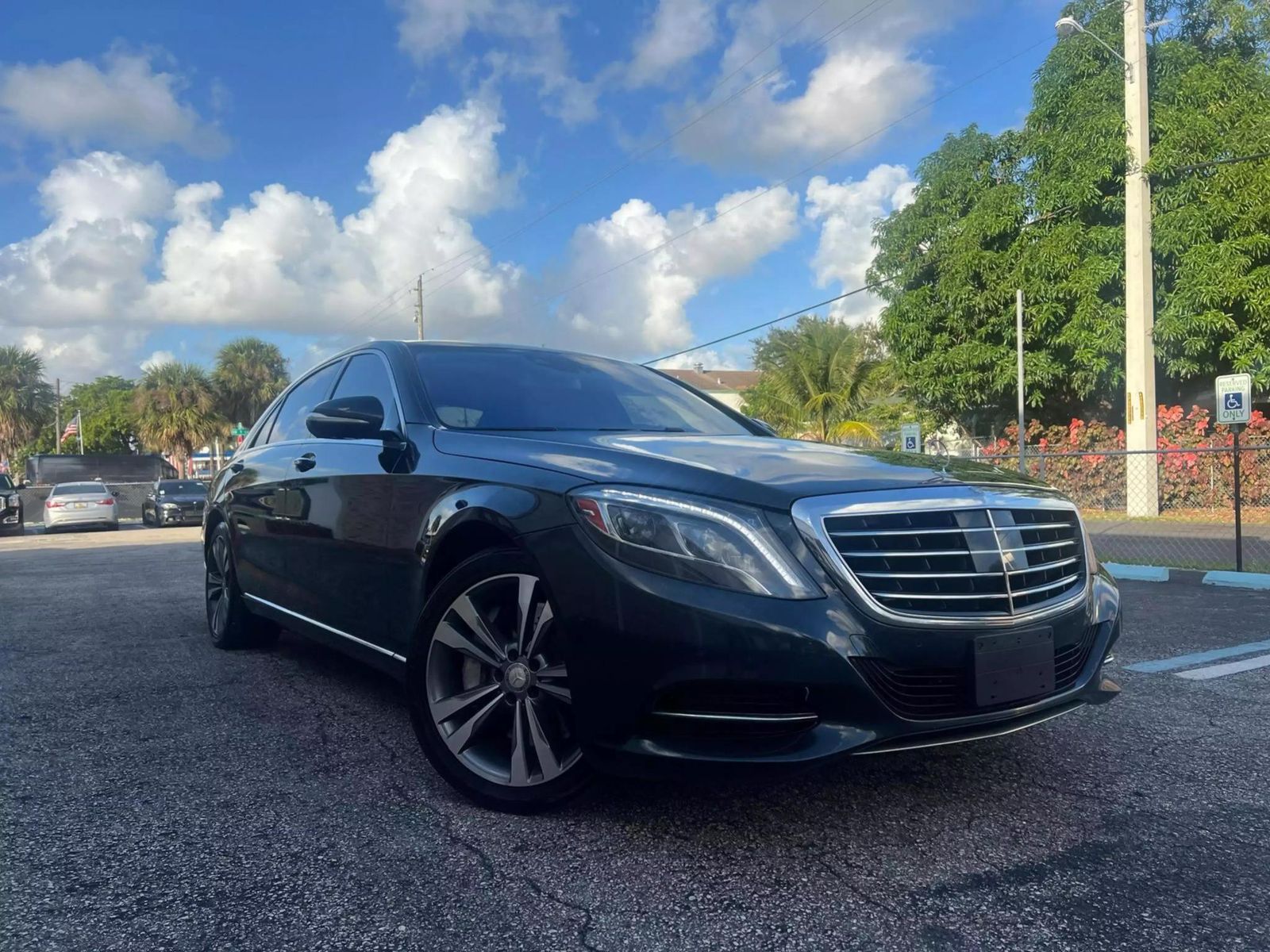2015 Mercedes-Benz S 550 4MATIC Sedan
