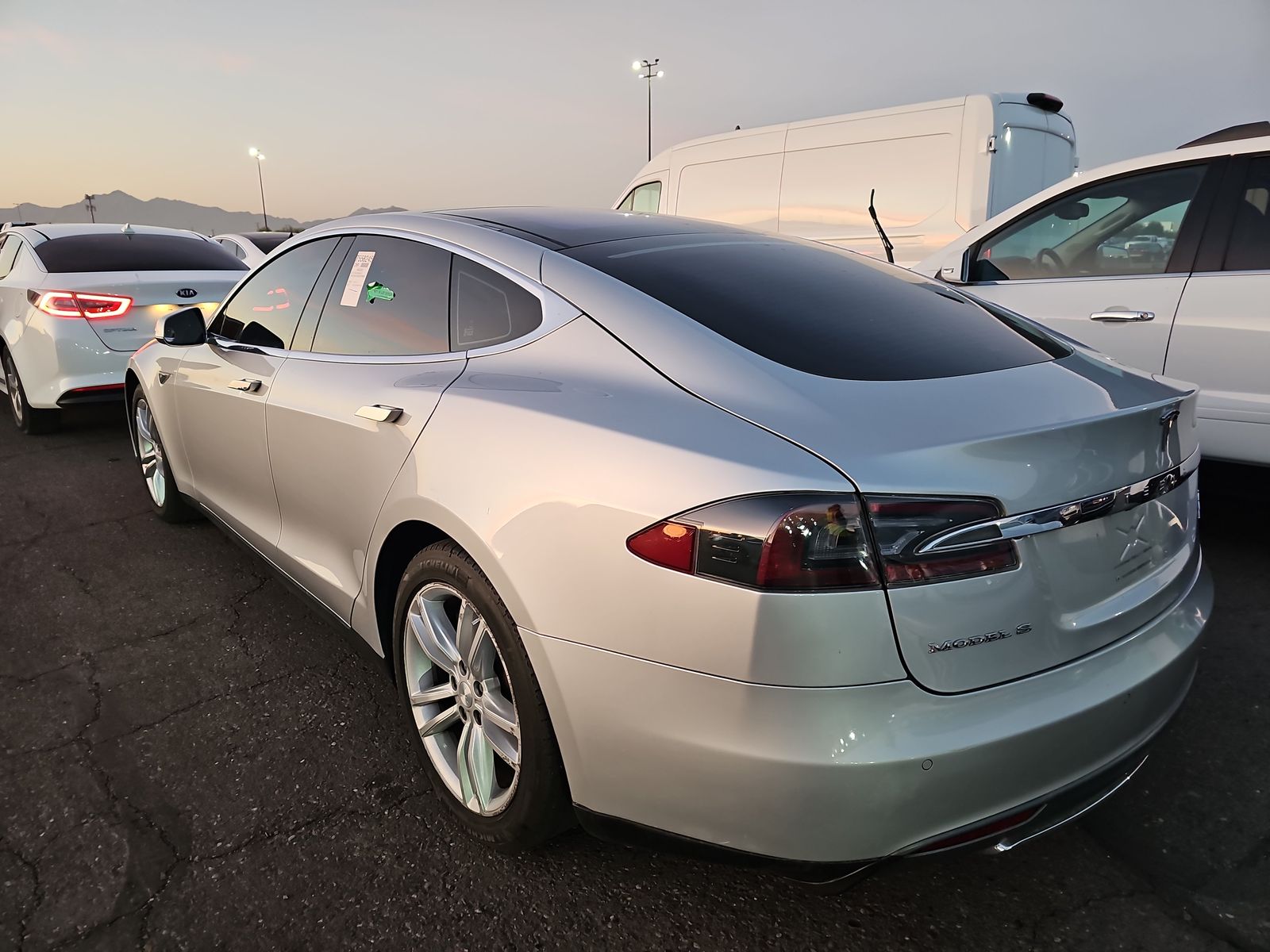 2013 Tesla Model S Base RWD