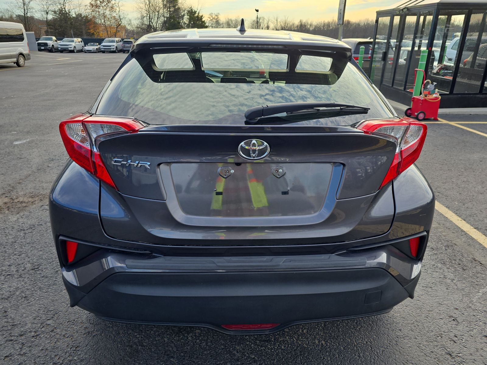 2018 Toyota C-HR XLE Premium FWD