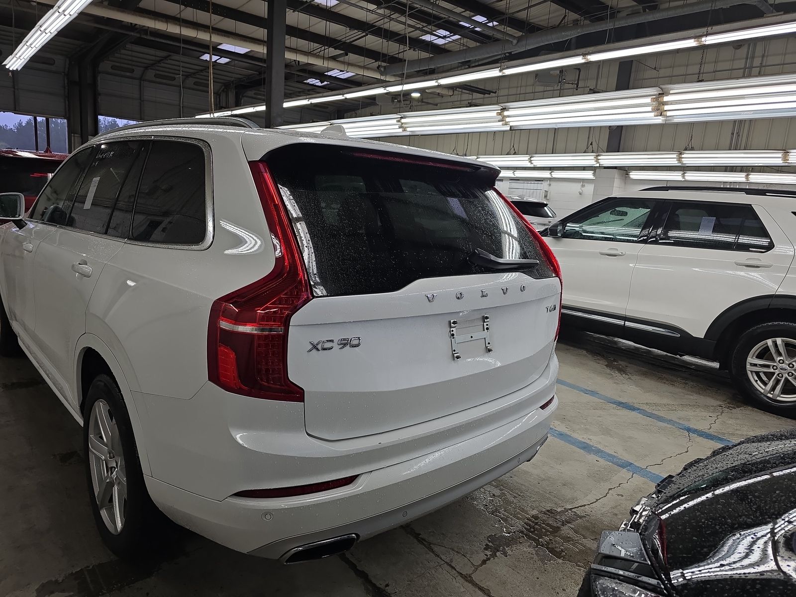 2020 Volvo XC90 T6 Momentum AWD