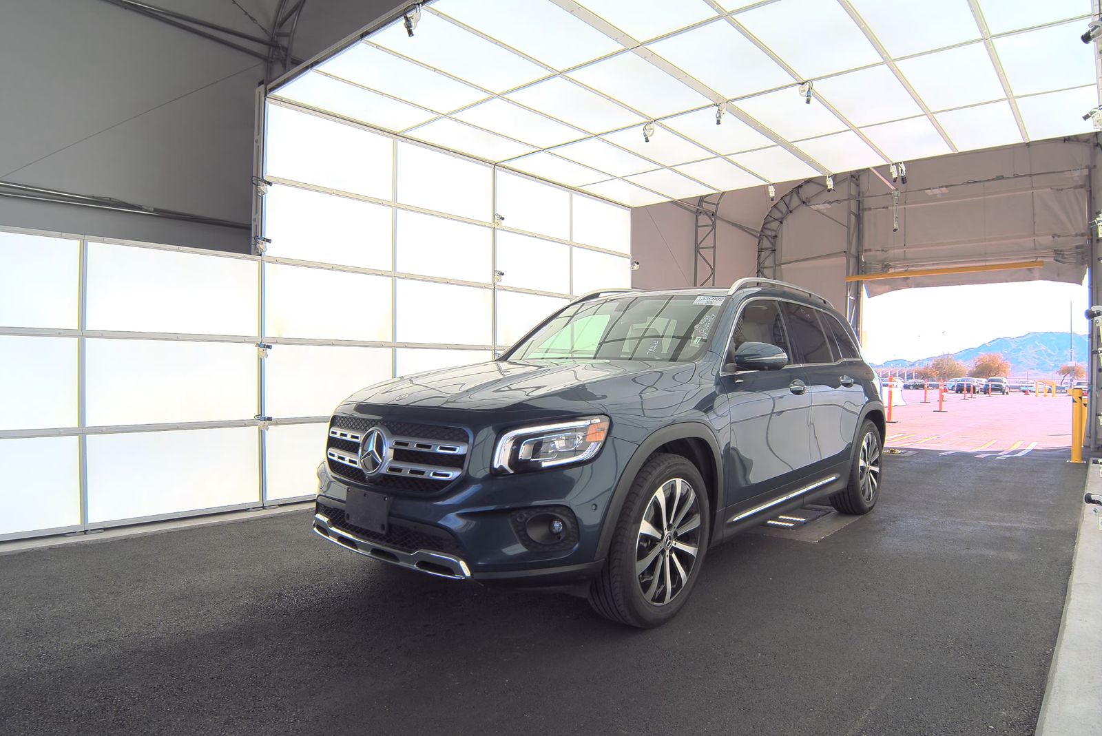 2023 Mercedes-Benz GLB 250