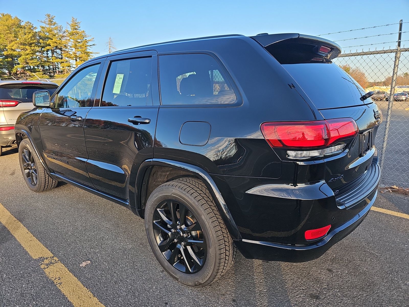 2020 Jeep Grand Cherokee Laredo Altitude Edition AWD