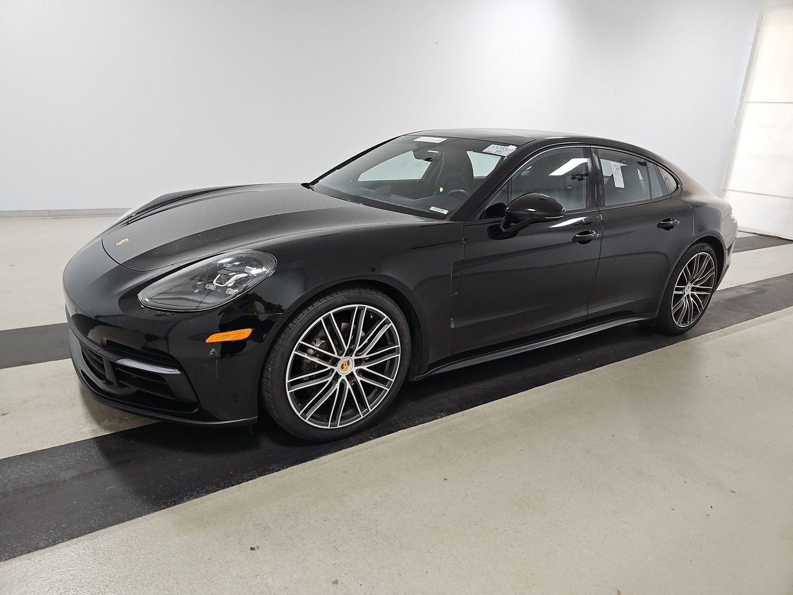 2018 Porsche Panamera 4 AWD