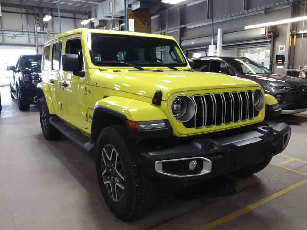 2024 Jeep Wrangler Sahara