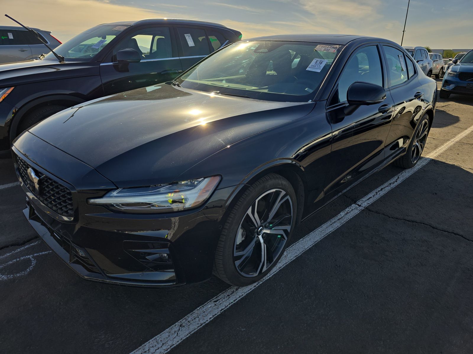 2024 Volvo S60 B5 Plus Dark