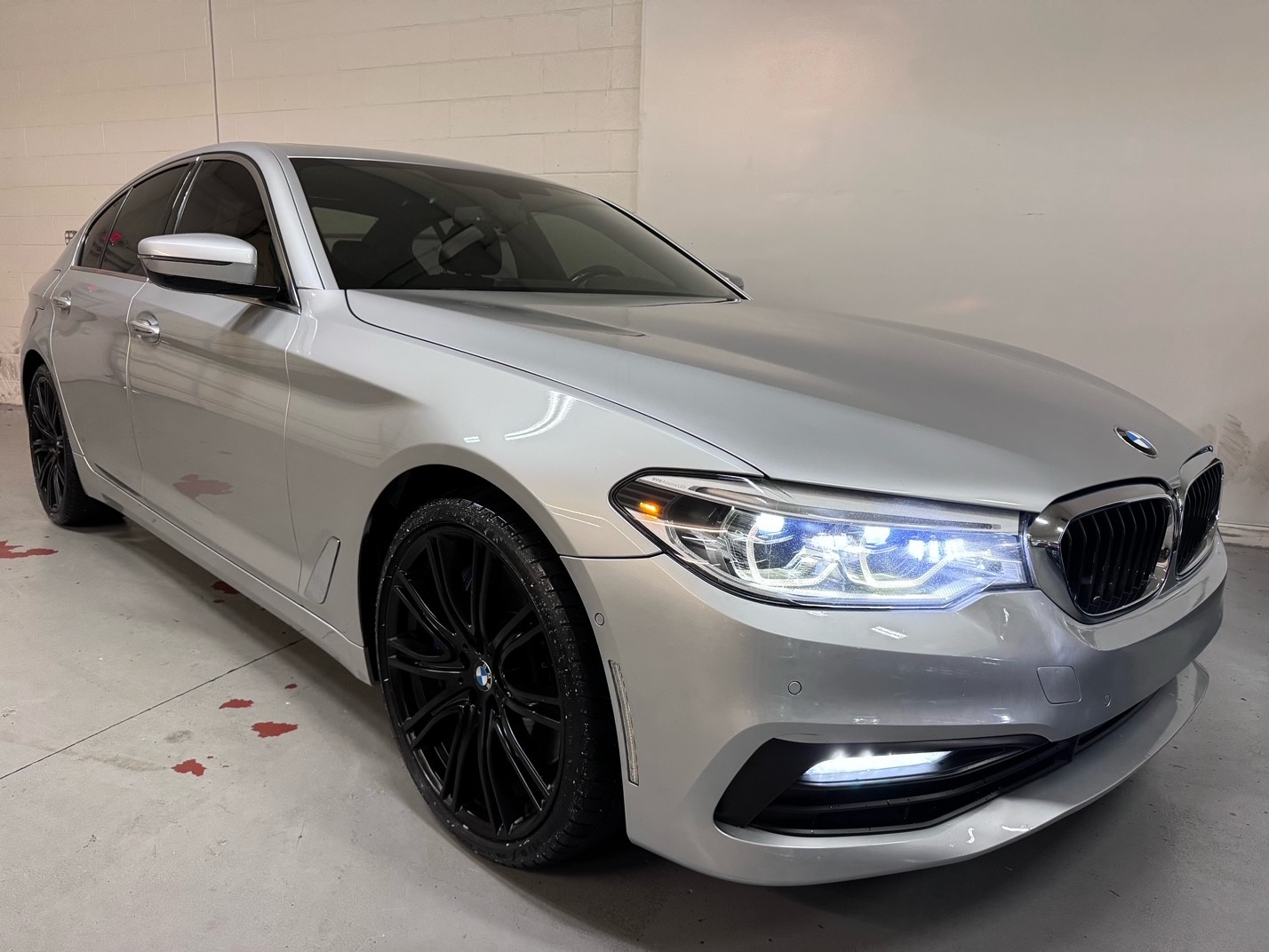 2017 BMW 5 Series Sedan 540i