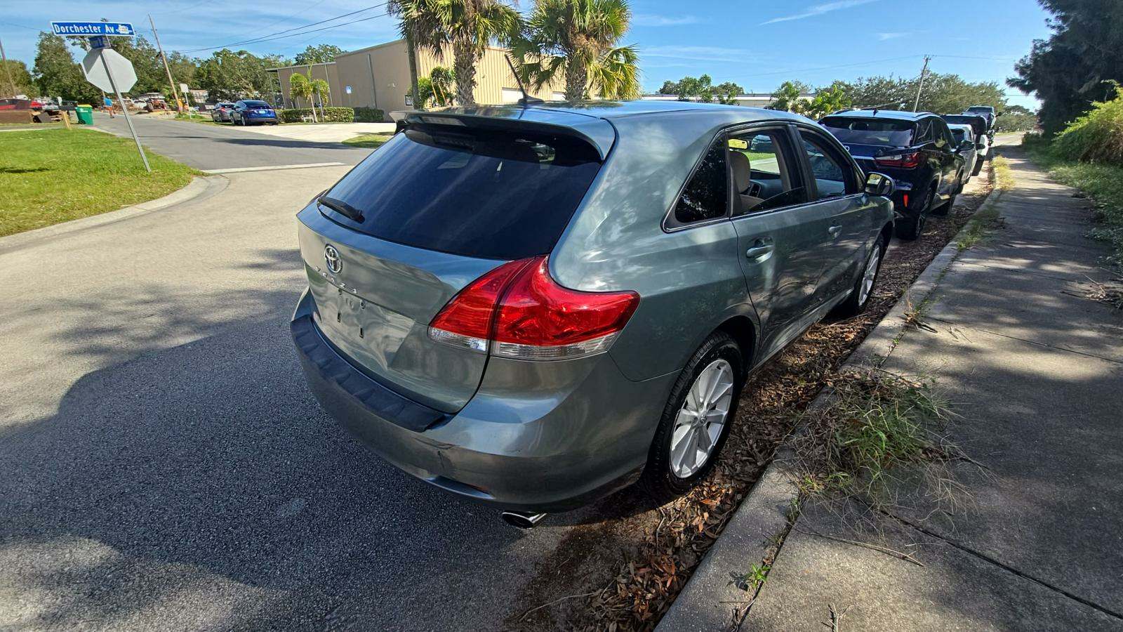 2010 Toyota Venza Base FWD