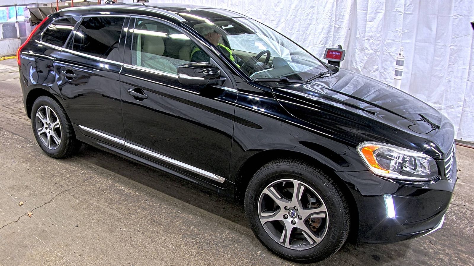 2015 Volvo XC60 T6 AWD