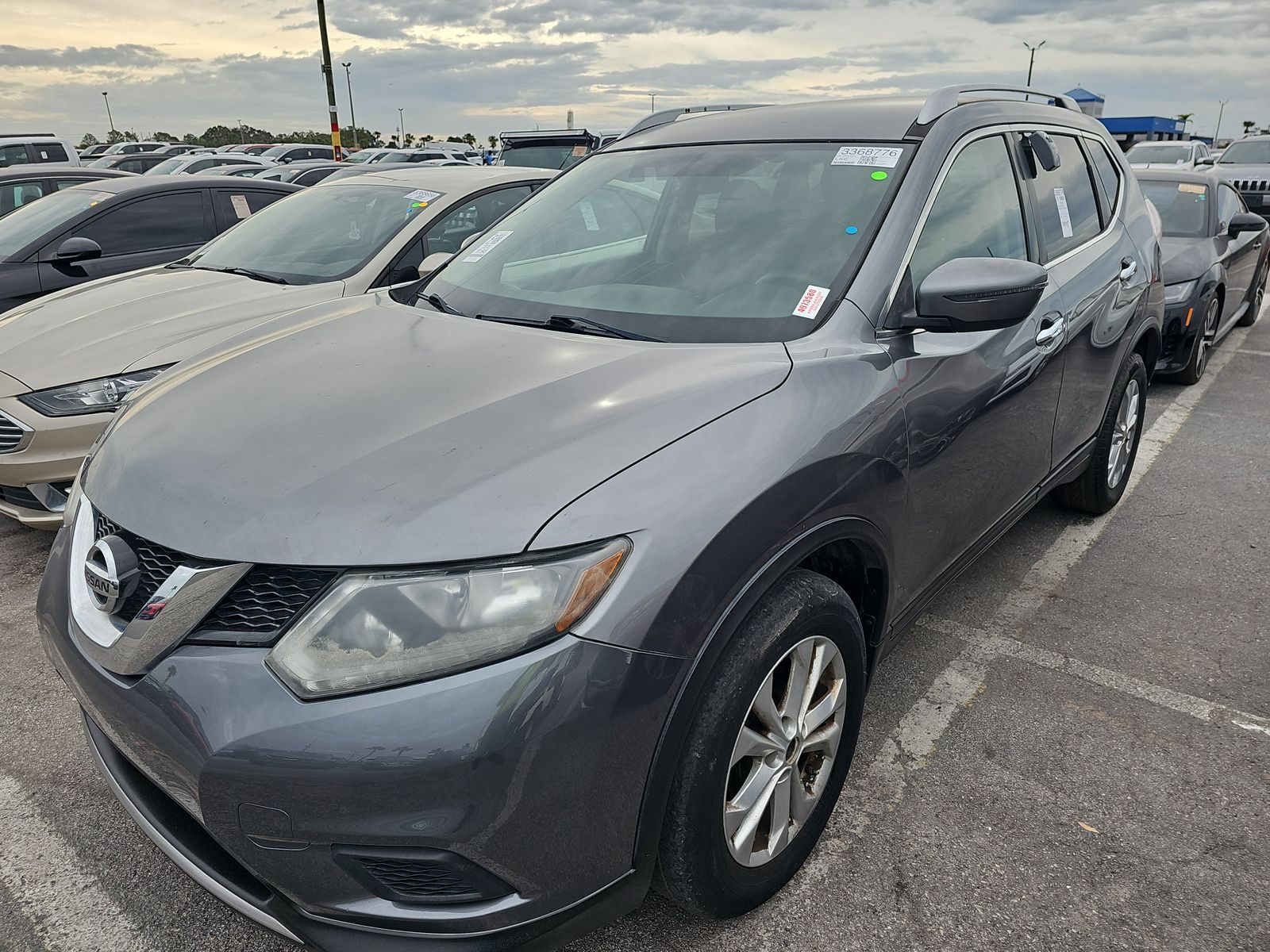 2016 Nissan Rogue SV