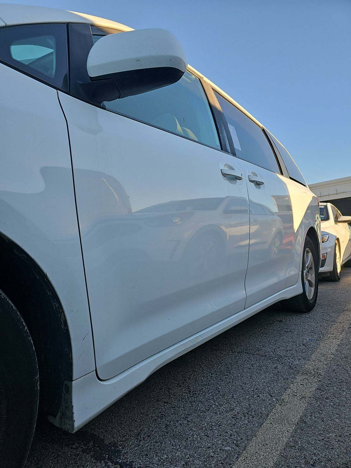 2019 Toyota Sienna LE FWD