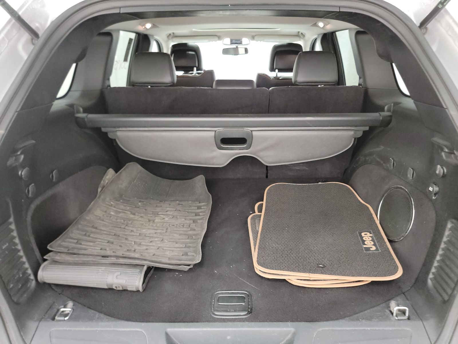 2011 Jeep Grand Cherokee Laredo 70th Anniversary Edition AWD