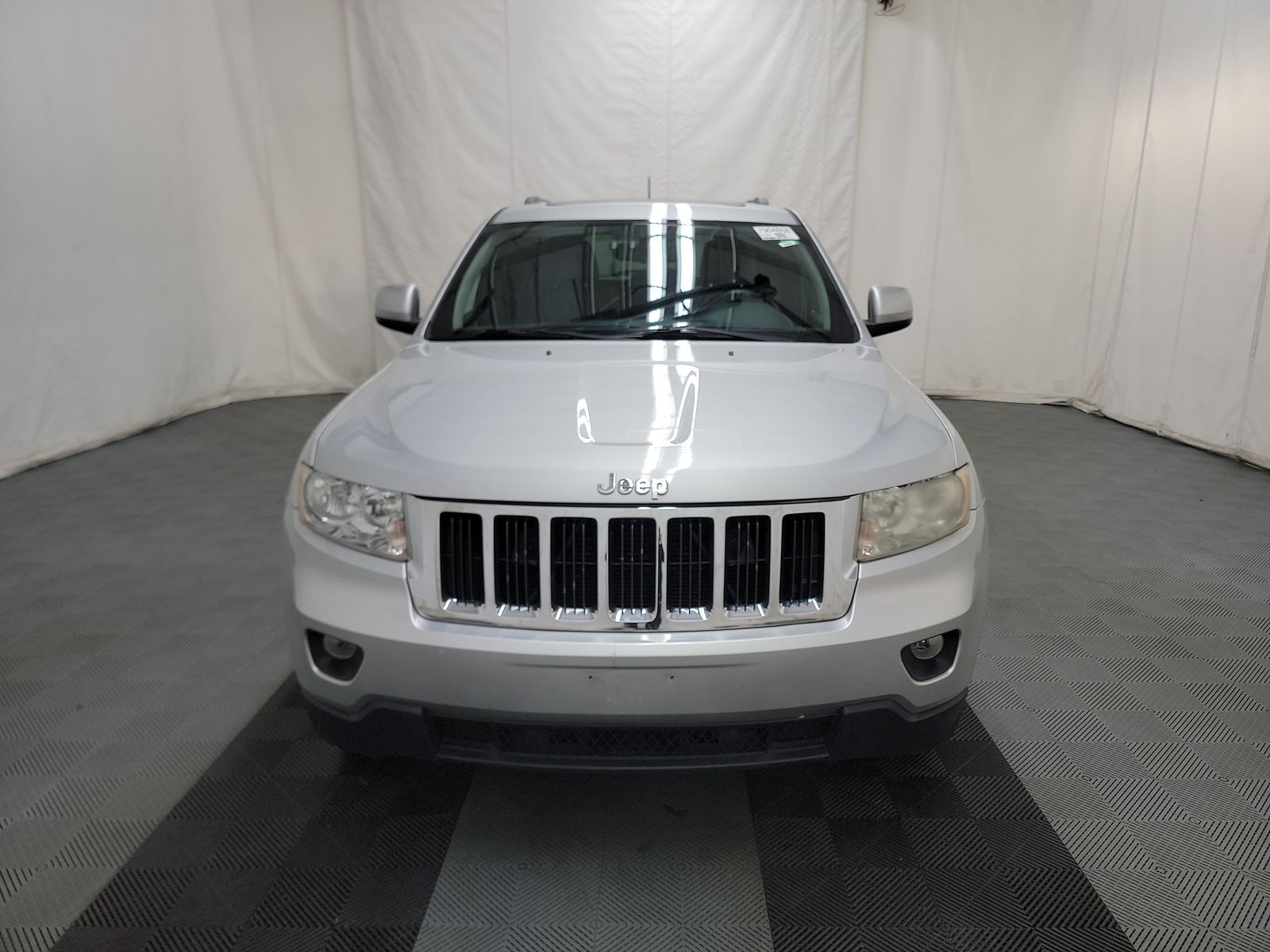 2011 Jeep Grand Cherokee Laredo 70th Anniversary Edition AWD