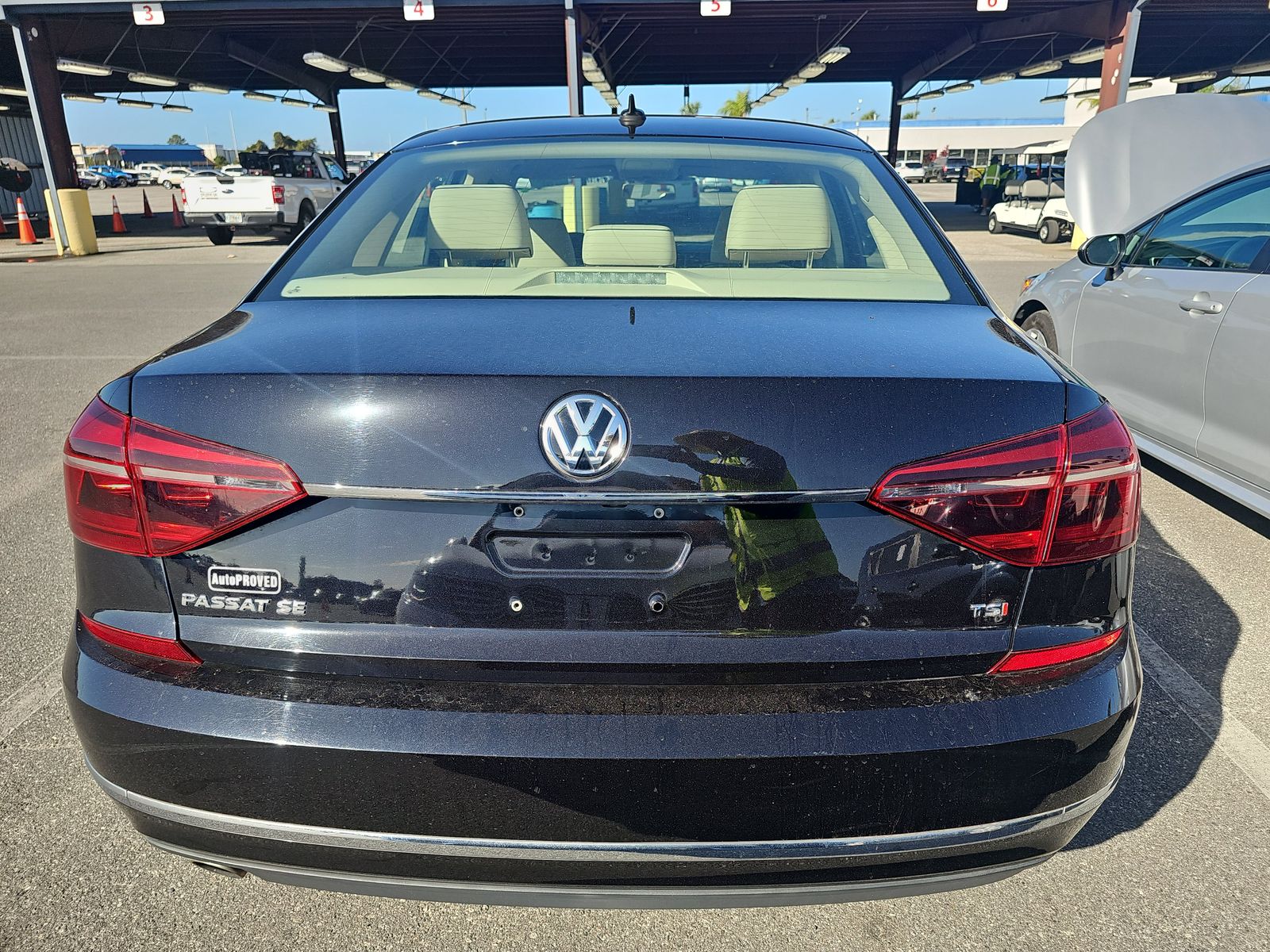 2018 Volkswagen Passat 2.0T SE FWD